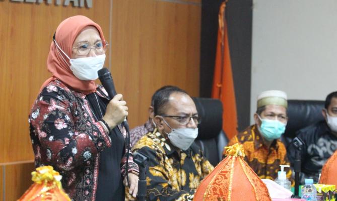 Dewi Ingatkan Perlunya Konsistensi Peningkatan Kapasitas Bagi Perempuan