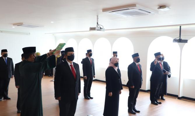 Sebagai Kado HUT ke-13 Bawaslu, Gunawan Lantik 12 Pejabat Pimpinan Tinggi Pratama